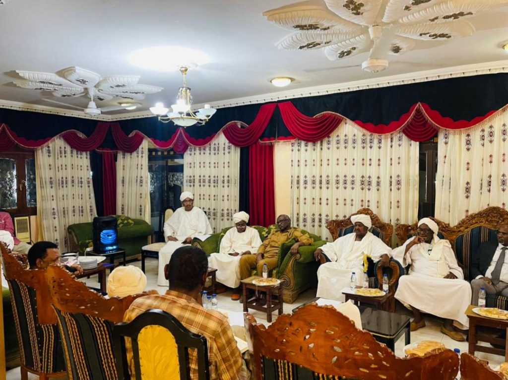 المسار نيوز لقاء الامة القومي والاتحادي الأصليوماً تاريخياً في المشهد السياسي السوداني يجمع الكبار ،حزباً وقيادتاً.