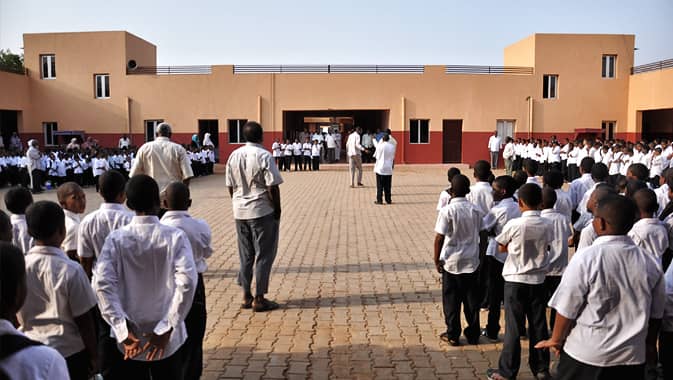 المسار نيوز وزارة التربية تقرر تحديد رسوم المدارس الخاصة.