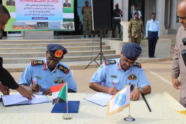 المسار نيوز اكتمال مراسم التسليم والتسلّم في القيادة الجويّة