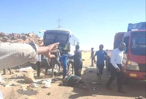المسار نيوز وفاة 3 سودانيين وإصابة 13 في حادث انقلاب بص سفري بأسوان
