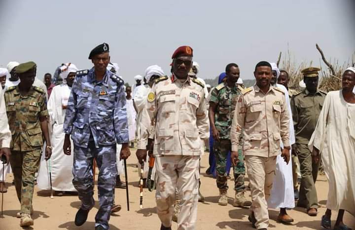 المسار نيوز قائد قطاع جنوب دارفور يؤكد وحدة وتعاون القوات النظامية في أداء واجباتها