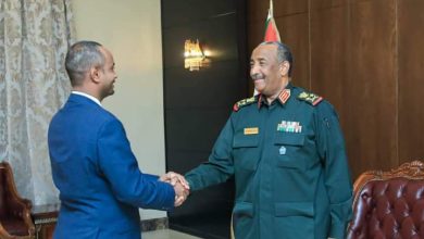 المسار نيوز رئيس مجلس السيادة يلتقي وزير الدفاع الصومالي