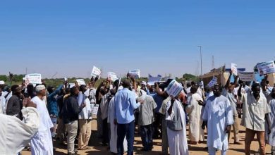 المسار نيوز وقفة احتجاجية لمبادرة نداء أهل السودان أمام السفارة الأمريكية