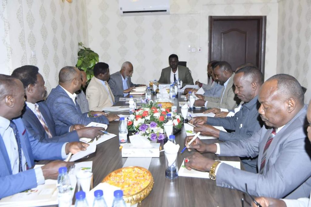 المسار نيوز مناوي يرأس اجتماع مجلس وزراء حكومة إقليم دارفور