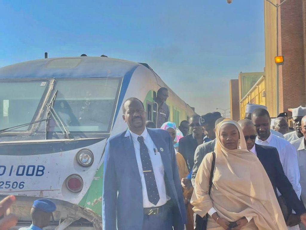 المسار نيوز السودان يعبر عن حرصه على تنفيذ خط السكة حديد بوتسودان - أنجمينا