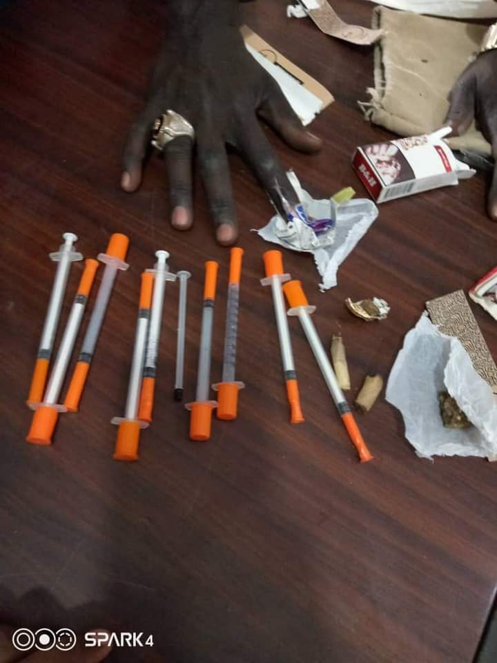 المسار نيوز مكافحة المخدرات ولاية الجزيرة تضبط متهماً ينشط في ترويج الحشيش والآيس كريستال