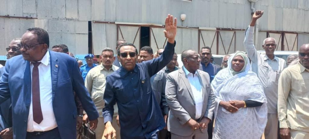 رئيس الوزراء: تعافي مشروع الجزيرة تعافي للاقتصاد القومي 1 المسار نيوز رئيس الوزراء: تعافي مشروع الجزيرة تعافي للاقتصاد القومي