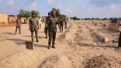 المسار نيوز السيد رئيس مجلس السيادة - القائد العام للقوات المسلحة يقدم واجب العزاء في شهداء الهلالية