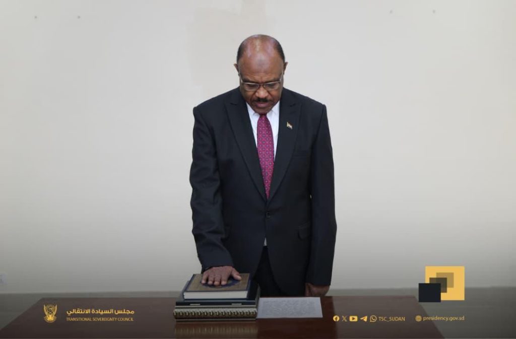 المسار نيوز السفير محي الدين سالم يؤدي القسم أمام رئيس مجلس السيادة وزيراً للخارجية والتعاون الدولي